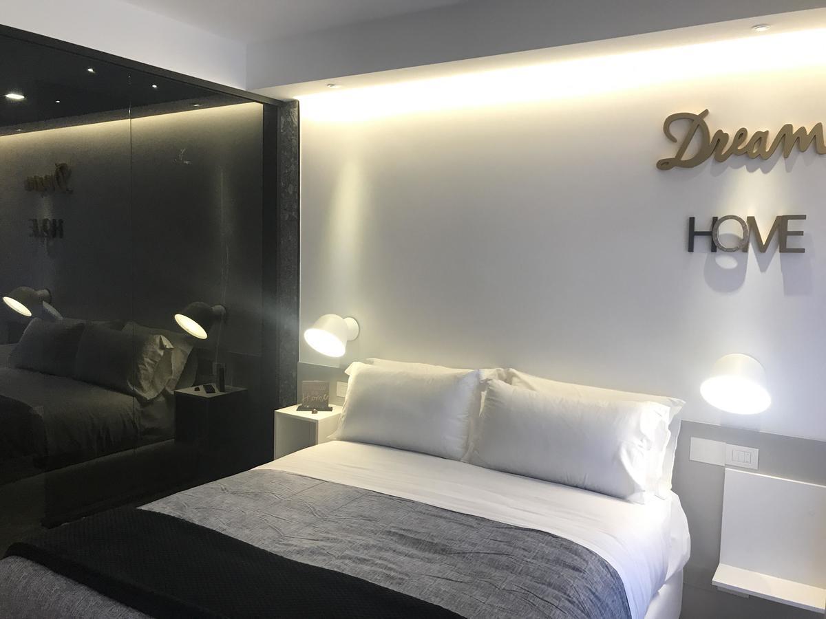 פסקרה Myhome 75 Premium Luxury B&B מראה חיצוני תמונה